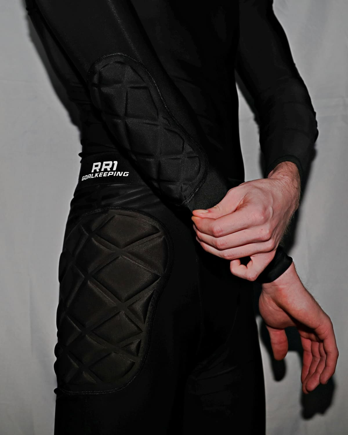 RR1 Padded Top (junior)