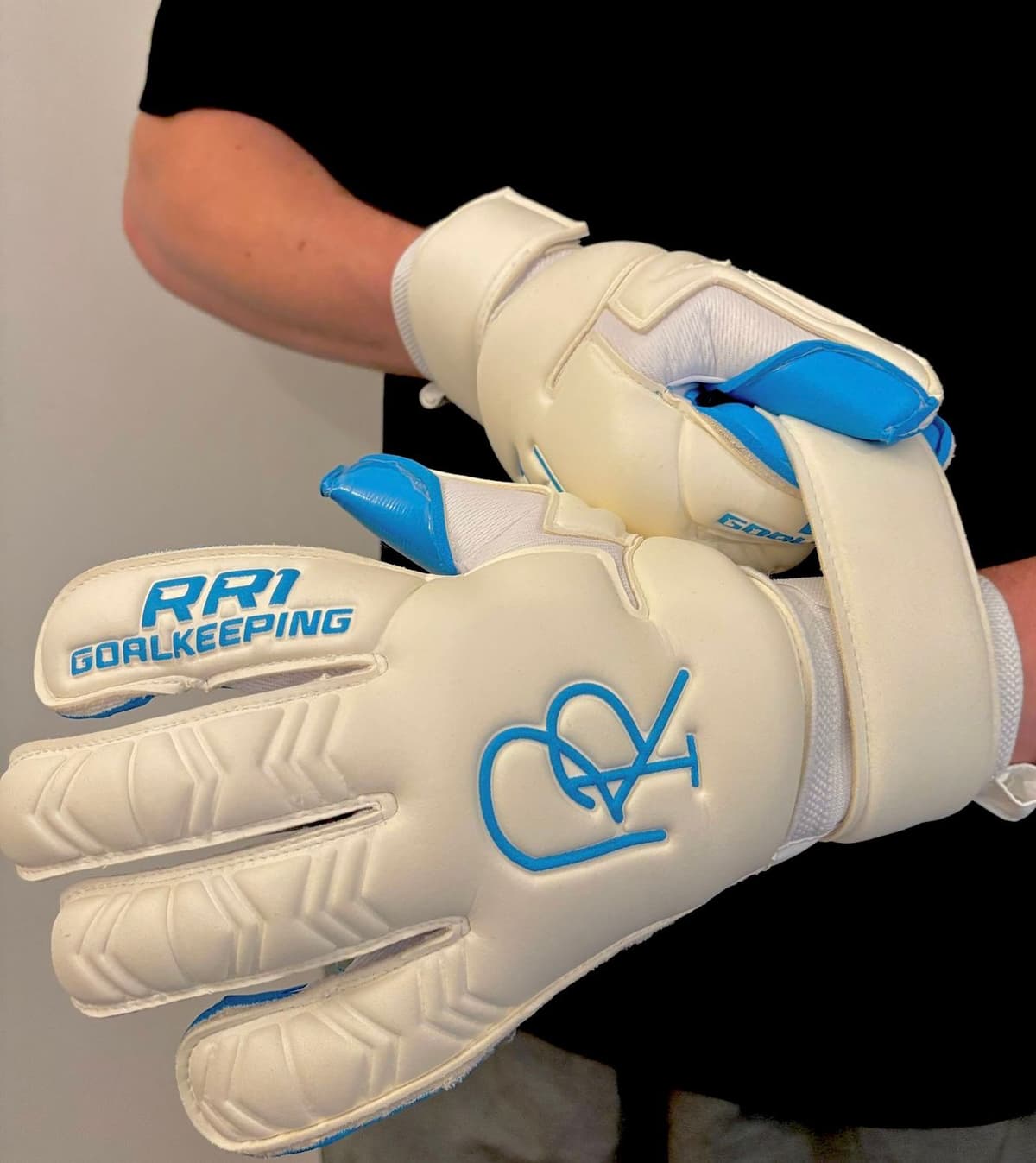 RR1 Aqua Originals + (Hybrid)
