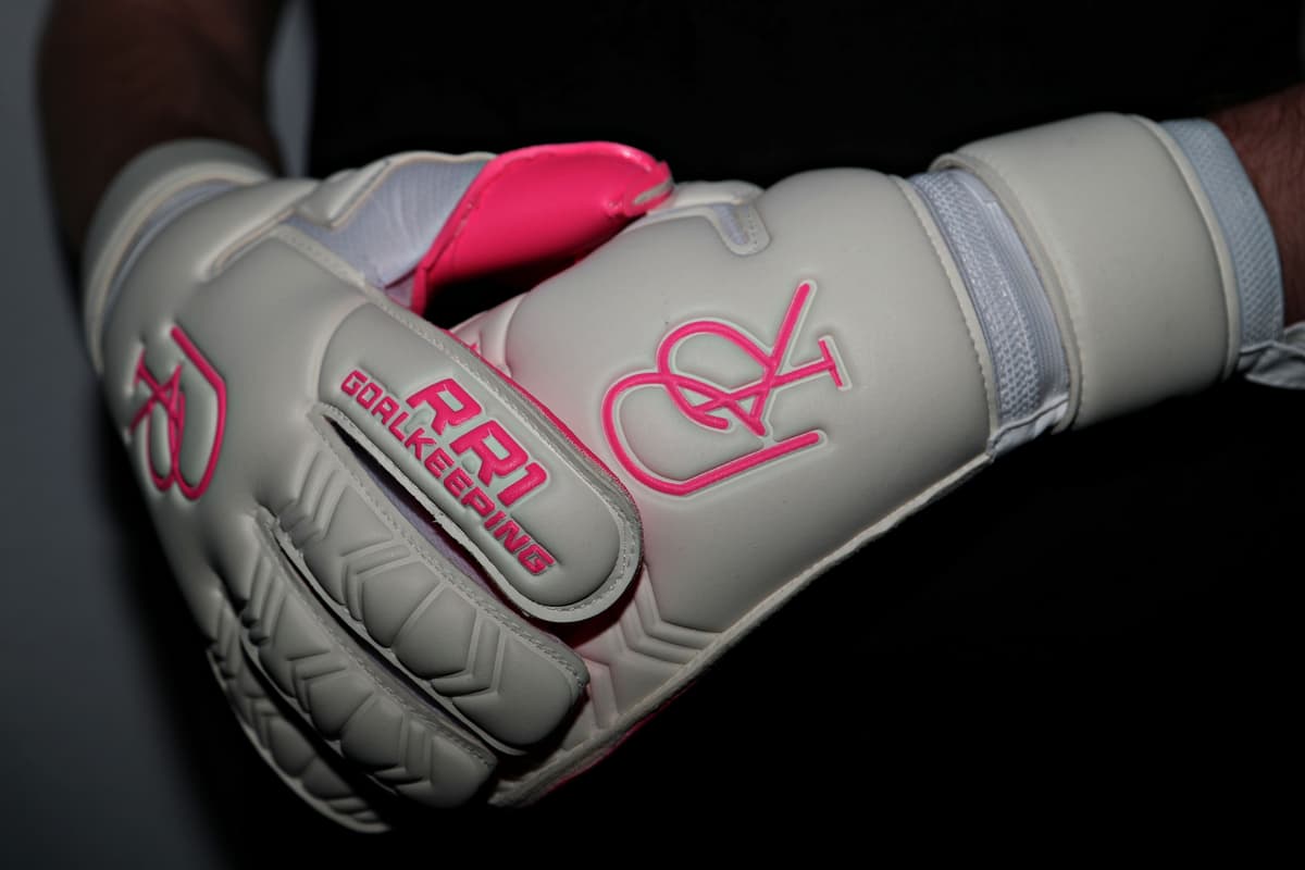 RR1 Fuchsia Originals + (Hybrid)