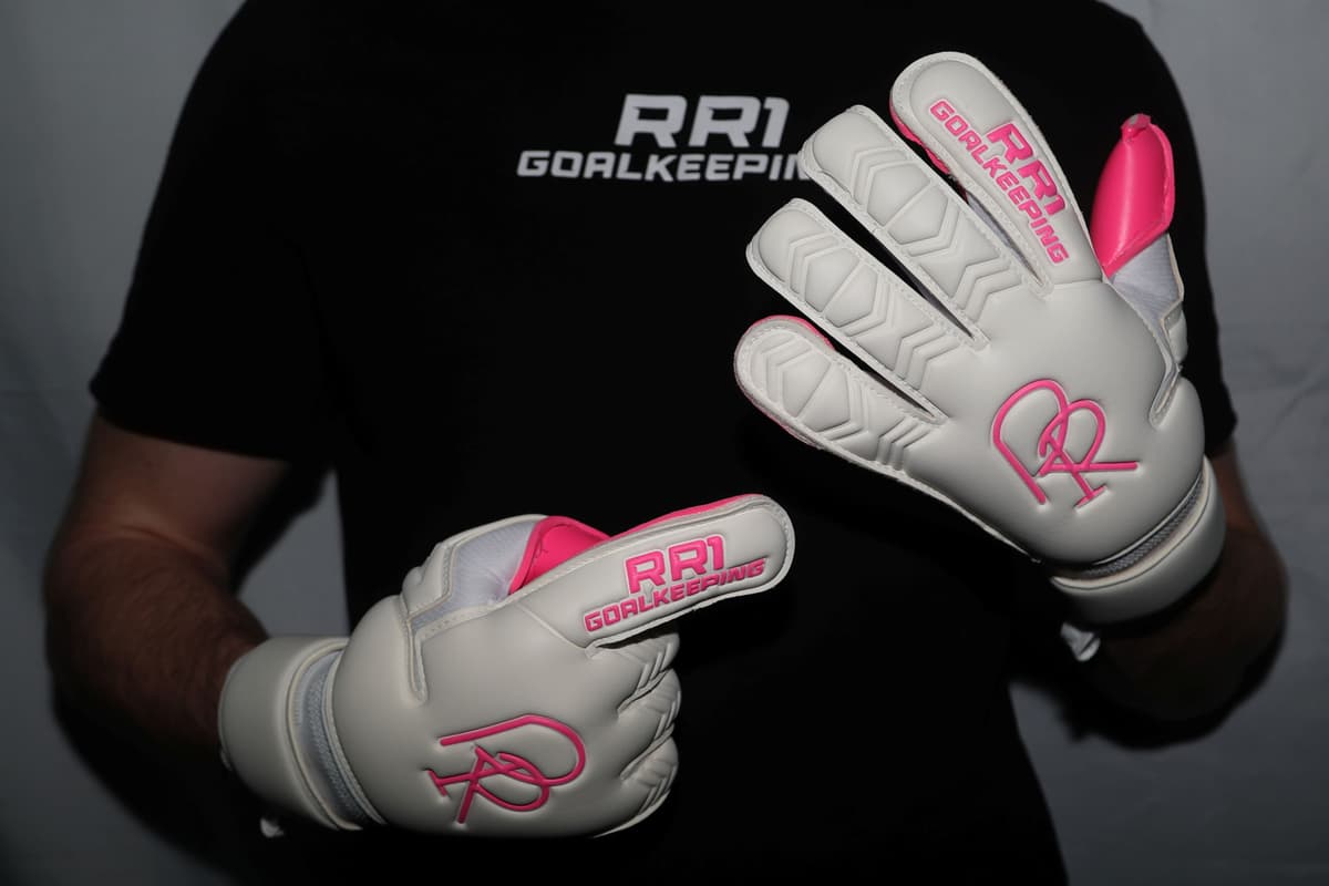 RR1 Fuchsia Originals + (Hybrid)