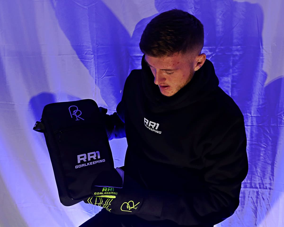 RR1 GLOVE BAGS